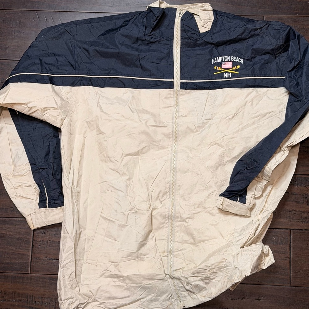 Hampton Beach Navy and Cream Windbreaker